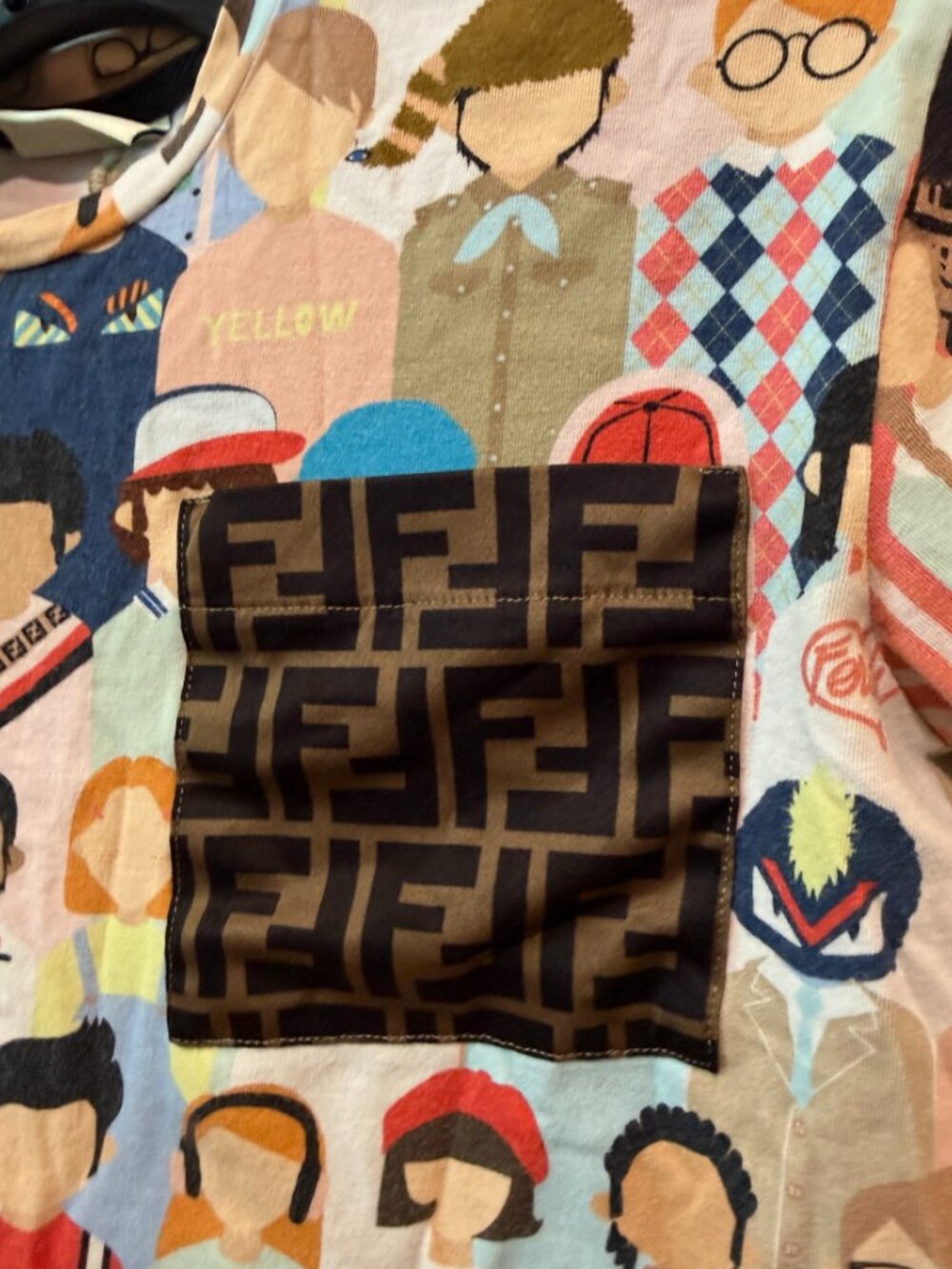 Fendi Kids Shirt Short Sleeve Tee Size 8 A Authentic RARE All-Over-Print AOP - Picture 2 of 14